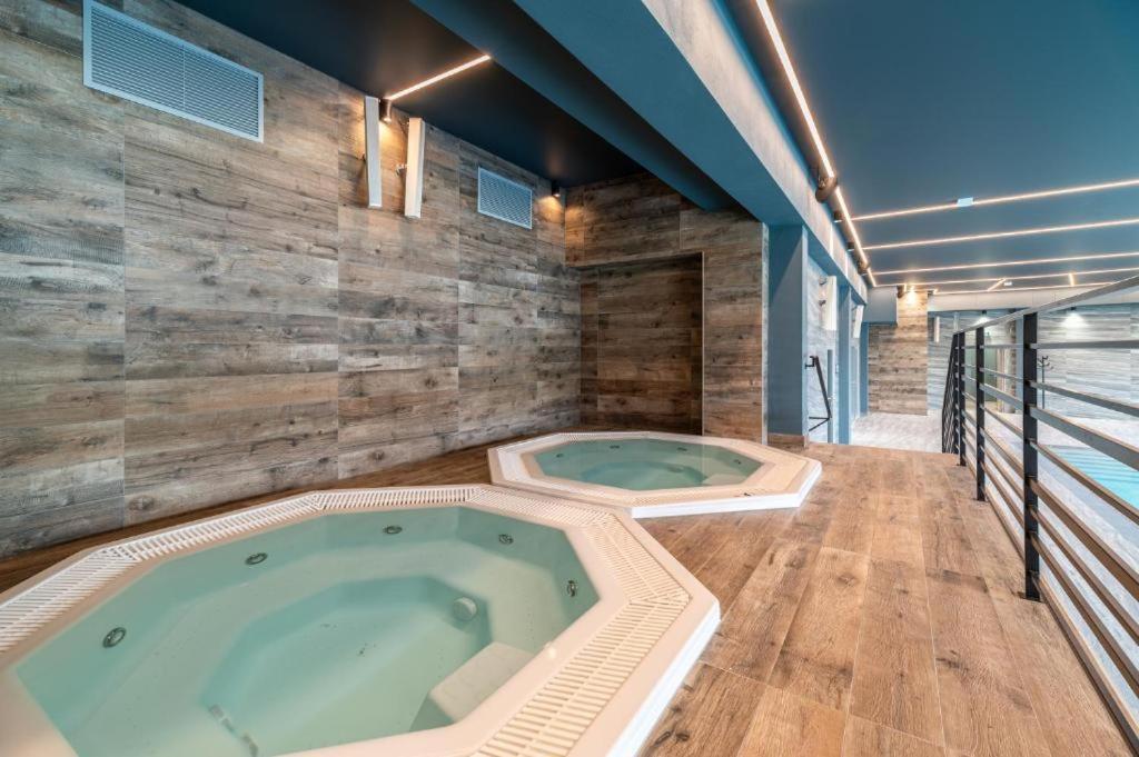Apartament The Waves Kasprowicza 20c - Blisko Plazy! - Bezplatny Parking Podziemny - Klimatyzacja - Basen, Jacuzzi, Sala Fitness, Sala Zabaw Dla Dzieci I Sauny W Cenie!